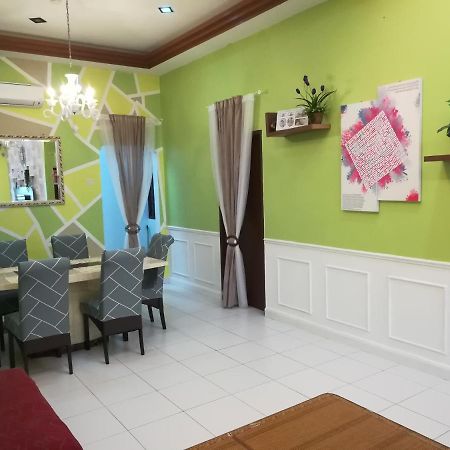 D Wangi Homestay Pasir Gudang At Ecotropic Dış mekan fotoğraf