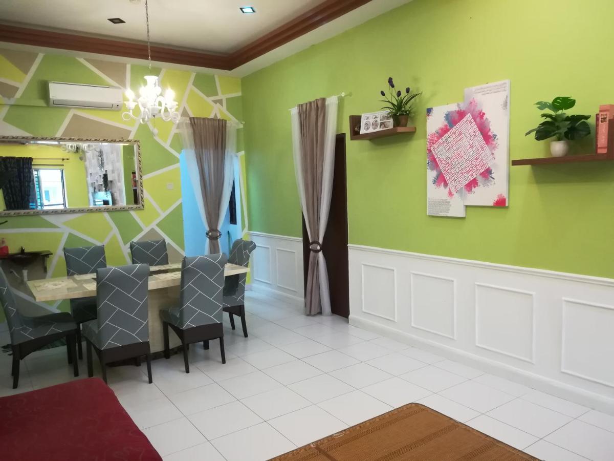 D Wangi Homestay Pasir Gudang At Ecotropic Dış mekan fotoğraf